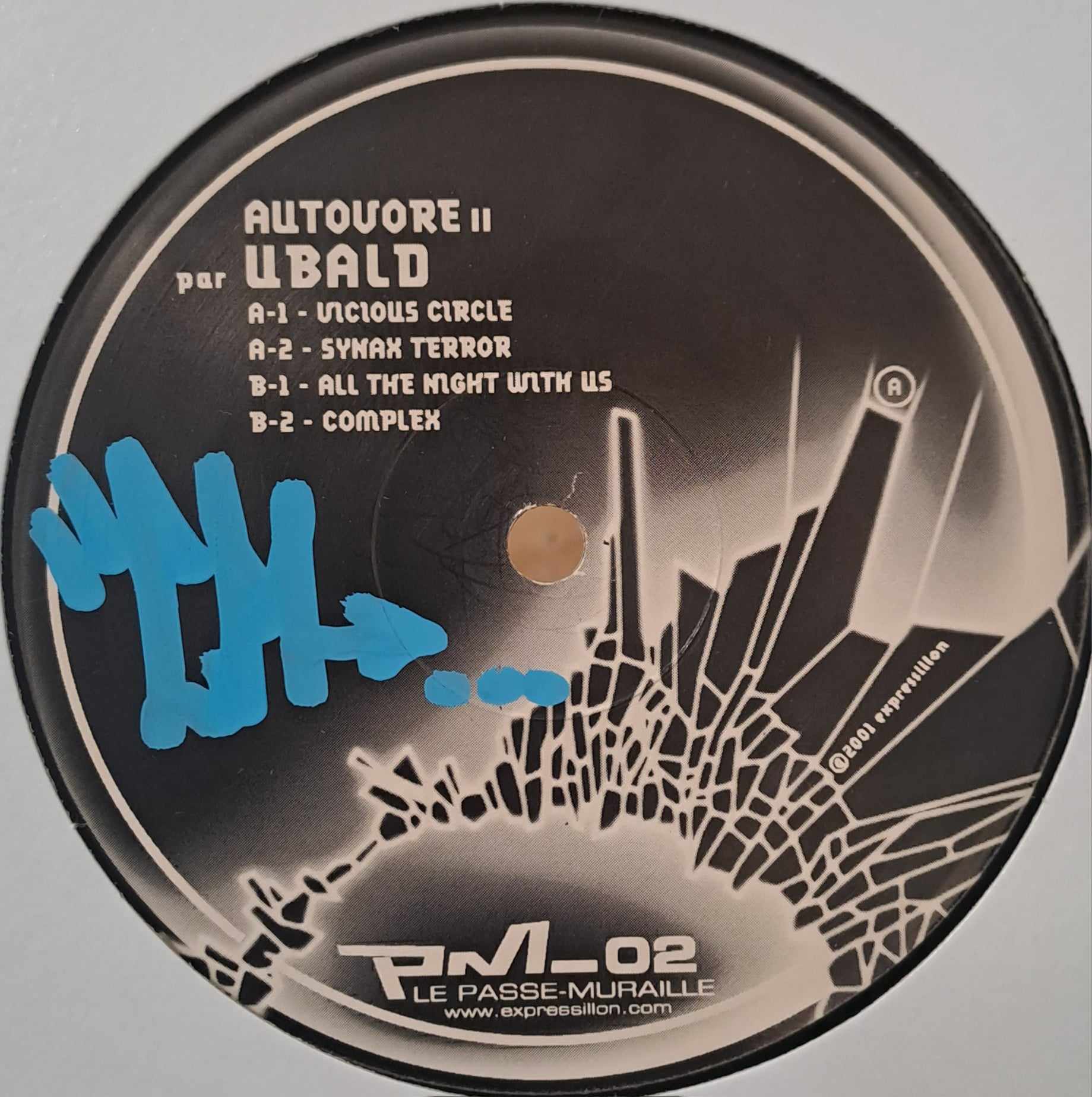 Passe-Muraille 02 - vinyle acid